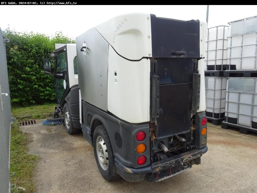 JungoJet 3500 Gehwegtauglich - Ielu tīrīšanas mašīna: foto 2 JungoJet 3500 Gehwegtauglich - Ielu tīrīšanas mašīna: foto 2