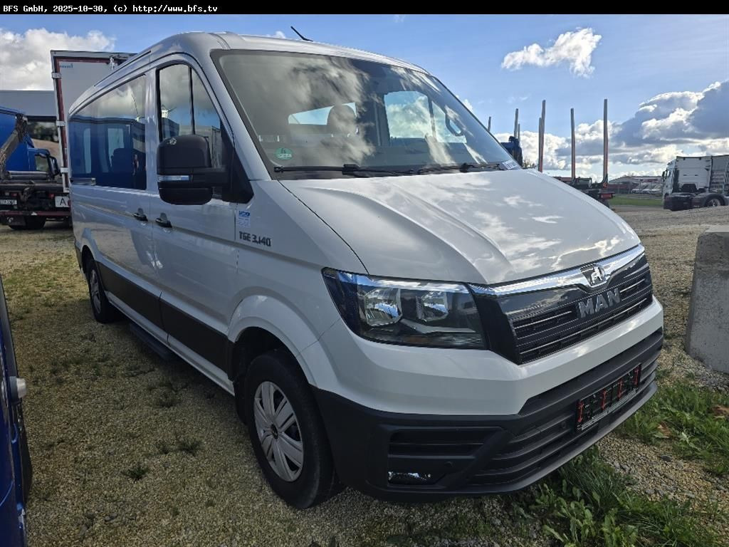 MAN TGE 3.140 4x2 F SB Kleinbus 9-Sitzer - Mikroautobuss, Pasažieru furgons: foto 1 MAN TGE 3.140 4x2 F SB Kleinbus 9-Sitzer - Mikroautobuss, Pasažieru furgons: foto 1