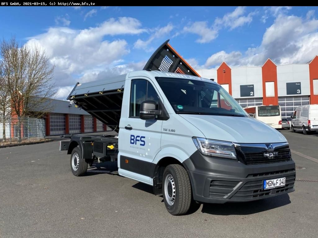 MAN TGE 3.180 4x2 F SB Dreiseitenkipper - Komercauto pašizgāzējs: foto 2 MAN TGE 3.180 4x2 F SB Dreiseitenkipper - Komercauto pašizgāzējs: foto 2