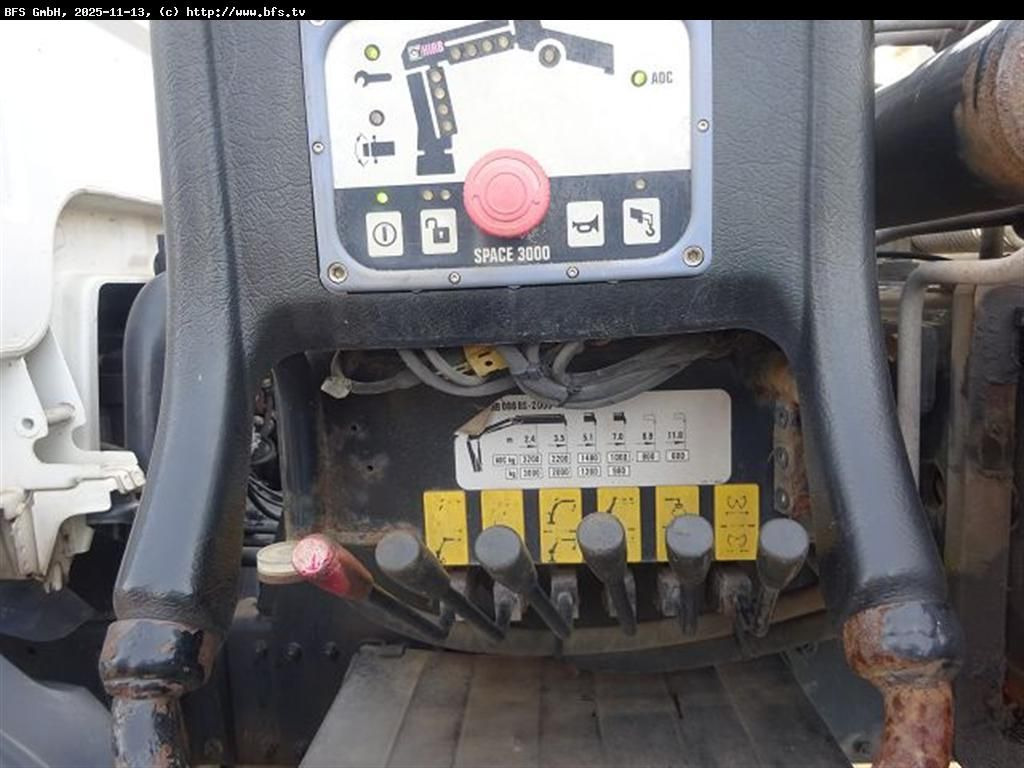 MAN TGL 12.220 4x2 BB - Kravas automašīna pašizgāzējs: foto 4 MAN TGL 12.220 4x2 BB - Kravas automašīna pašizgāzējs: foto 4