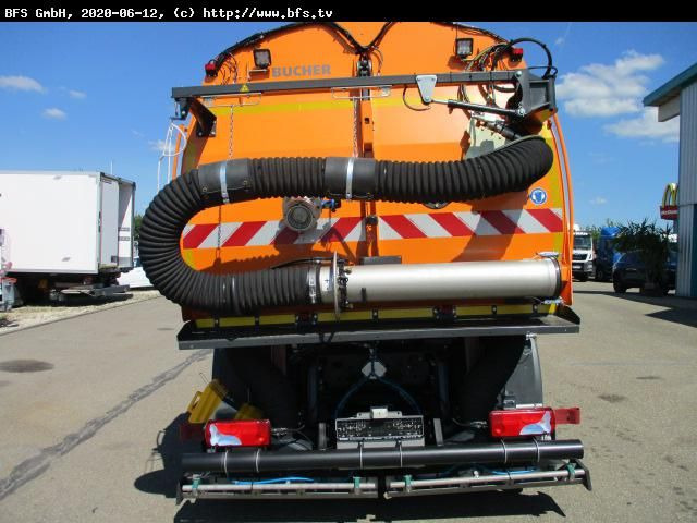 MAN TGS 18.400 4X2 BL Bucher OF 8000 RS Drehjet beid - Ielu tīrīšanas mašīna: foto 3 MAN TGS 18.400 4X2 BL Bucher OF 8000 RS Drehjet beid - Ielu tīrīšanas mašīna: foto 3