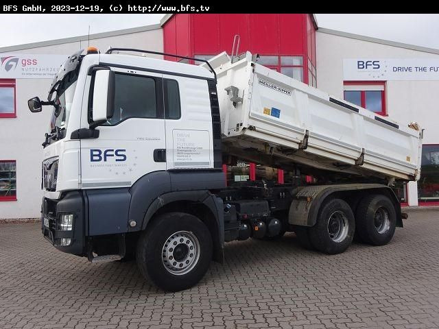 MAN TGS 26.500 6x4 BB MEILLER Bordmatik links, Motor - Kravas automašīna pašizgāzējs: foto 2 MAN TGS 26.500 6x4 BB MEILLER Bordmatik links, Motor - Kravas automašīna pašizgāzējs: foto 2