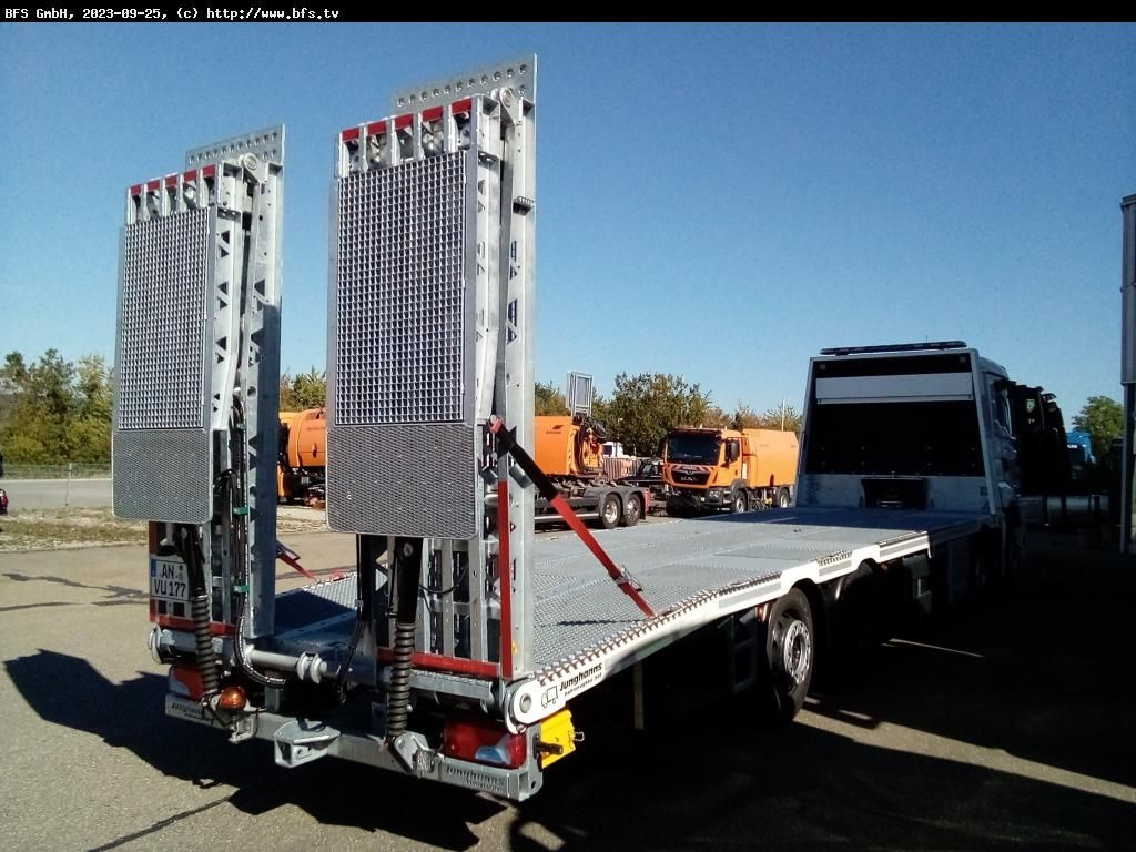 MAN TGS (TG3) 35.430 8x2-6 BL CH Plattform Aufbau mi - Auto evakuators: foto 3 MAN TGS (TG3) 35.430 8x2-6 BL CH Plattform Aufbau mi - Auto evakuators: foto 3