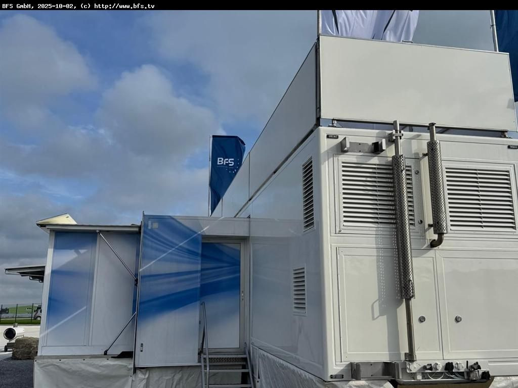 Rainbow LSDO 12-18 Lambo Show Messeauflieger T - Puspiekabe slēgtā virsbūve: foto 3 Rainbow LSDO 12-18 Lambo Show Messeauflieger T - Puspiekabe slēgtā virsbūve: foto 3