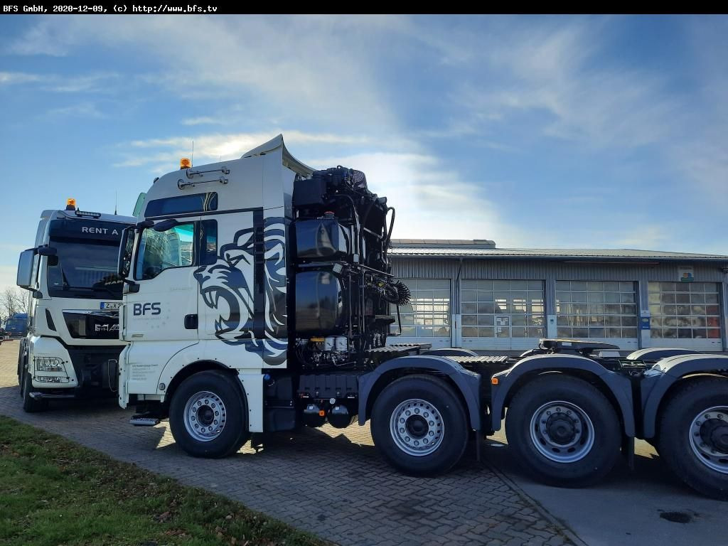 MAN TGX 41.640 8x4/4 BBS Euro 6 D, Schwerlast 250t W - Vilcējs: foto 4 MAN TGX 41.640 8x4/4 BBS Euro 6 D, Schwerlast 250t W - Vilcējs: foto 4