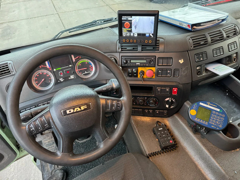 Atkritumu vedējs DAF CF 290 6X2 DENNIS EAGLE EURO 6 + WEIGHING SYSTEM: foto 12 Atkritumu vedējs DAF CF 290 6X2 DENNIS EAGLE EURO 6 + WEIGHING SYSTEM: foto 12