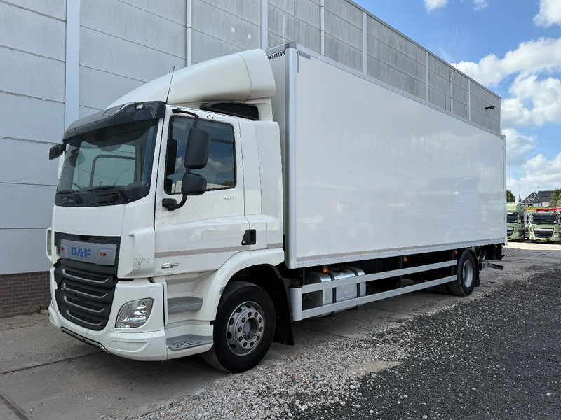 DAF CF 320 4X2 - EURO 6 - 19 TON + DHOLLANDIA - Kravas automašīna ar slēgto virsbūvi: foto 1 DAF CF 320 4X2 - EURO 6 - 19 TON + DHOLLANDIA - Kravas automašīna ar slēgto virsbūvi: foto 1