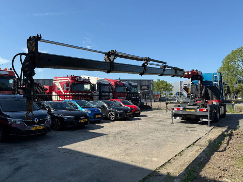 DAF CF 440 6X2 EURO 6 + HMF 3220-K5 REMOTE 5E & 6E FUNCTIE - Kravas auto ar manipulatoru: foto 4 DAF CF 440 6X2 EURO 6 + HMF 3220-K5 REMOTE 5E & 6E FUNCTIE - Kravas auto ar manipulatoru: foto 4