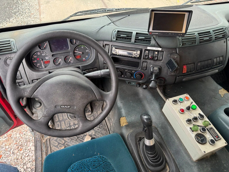 Asenizācijas mašīna DAF CF 75.250 6X2 EURO 3 VACUUM CLEANER: foto 11