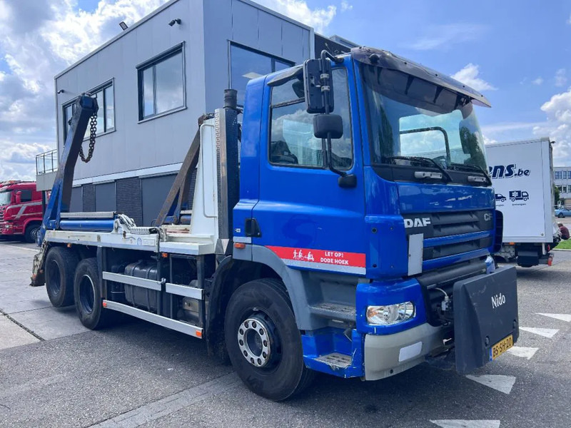 DAF CF 85.360 6X2 EURO 5 HYVA SKIPLOADER + NIDO - Būvgružu konteineru vedējs: foto 3 DAF CF 85.360 6X2 EURO 5 HYVA SKIPLOADER + NIDO - Būvgružu konteineru vedējs: foto 3