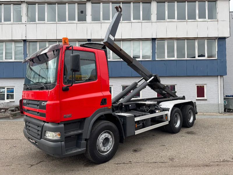 DAF CF 85.430 6X4 EURO 3 FULL STEEL VDL 25 TON - Pacēlājs ar āķi: foto 1 DAF CF 85.430 6X4 EURO 3 FULL STEEL VDL 25 TON - Pacēlājs ar āķi: foto 1