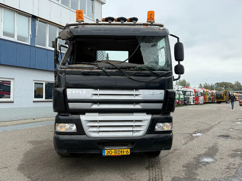DAF CF 85.460 8X4 EURO 5 - FULL STEEL SUSP. - MANUAL GEAR - BIG AXLES + VDL HOOKLIFT - Pacēlājs ar āķi: foto 2 DAF CF 85.460 8X4 EURO 5 - FULL STEEL SUSP. - MANUAL GEAR - BIG AXLES + VDL HOOKLIFT - Pacēlājs ar āķi: foto 2