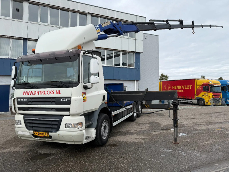 DAF CF 85 6X2 EURO 5 + HMF 37 TON/M + REMOTE CONTROL - Bortu kravas automašīna/ Platforma, Kravas auto ar manipulatoru: foto 2 DAF CF 85 6X2 EURO 5 + HMF 37 TON/M + REMOTE CONTROL - Bortu kravas automašīna/ Platforma, Kravas auto ar manipulatoru: foto 2