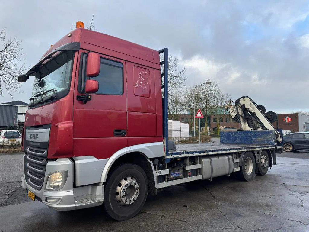 DAF XF 510 6X2 EURO 6 + HIAB 166 HI PRO + REMOTE CON - Bortu kravas automašīna/ Platforma, Kravas auto ar manipulatoru: foto 1 DAF XF 510 6X2 EURO 6 + HIAB 166 HI PRO + REMOTE CON - Bortu kravas automašīna/ Platforma, Kravas auto ar manipulatoru: foto 1