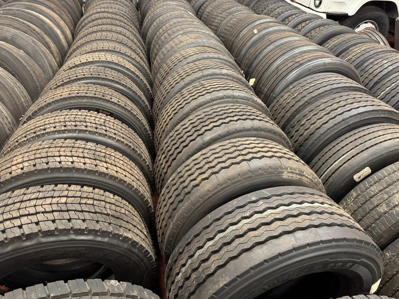 Diversen COVERBANDEN *315/60R22.5 / 385/55R22.5 / 385/65R22.5 TYRES - Riepa - Kravas automašīna: foto 3 Diversen COVERBANDEN *315/60R22.5 / 385/55R22.5 / 385/65R22.5 TYRES - Riepa - Kravas automašīna: foto 3