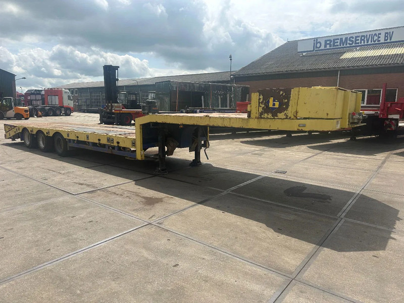 ES-GE 3 SOU-1N, LAST AXLE STEERING, 4 M EXTENDABLE , HYDRAULICS RAMPS - Puspiekabe zema profila platforma: foto 2 ES-GE 3 SOU-1N, LAST AXLE STEERING, 4 M EXTENDABLE , HYDRAULICS RAMPS - Puspiekabe zema profila platforma: foto 2