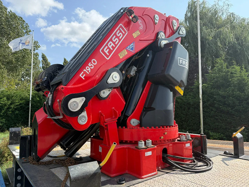 FASSI 8 x HYDR + 3 X MANUEL, REMOTE CONTROLE, WINCH 5630 KG, WITH SEPARATE BOX WITH HYDROVEN POWERPACK 30KW AND OIL TANK. F1950RAF 2. - Strēle: foto 3 FASSI 8 x HYDR + 3 X MANUEL, REMOTE CONTROLE, WINCH 5630 KG, WITH SEPARATE BOX WITH HYDROVEN POWERPACK 30KW AND OIL TANK. F1950RAF 2. - Strēle: foto 3