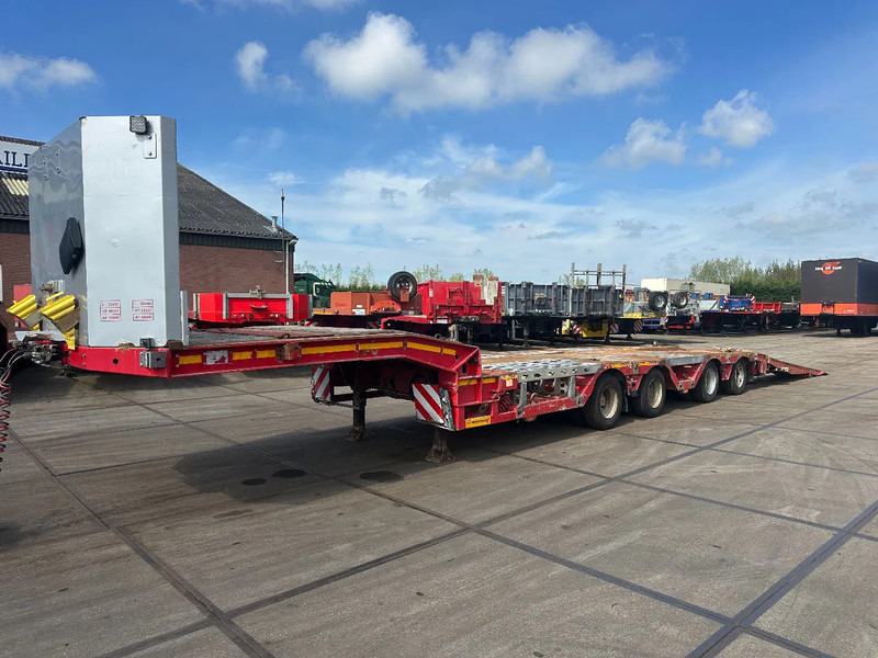 Faymonville F-S44-1AAA 4 AXLE, 2 STEERING AXLE, 7.9 METER EXTENADABLE DOUBLE RAMPS - Puspiekabe zema profila platforma: foto 5 Faymonville F-S44-1AAA 4 AXLE, 2 STEERING AXLE, 7.9 METER EXTENADABLE DOUBLE RAMPS - Puspiekabe zema profila platforma: foto 5