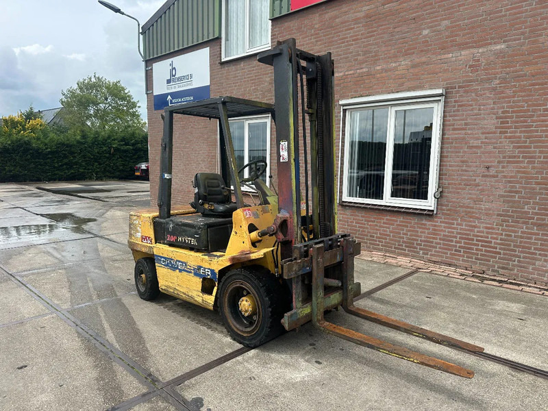 Hyster H3.00XL - 3 TONS - Dīzeļiekrāvējs: foto 3 Hyster H3.00XL - 3 TONS - Dīzeļiekrāvējs: foto 3