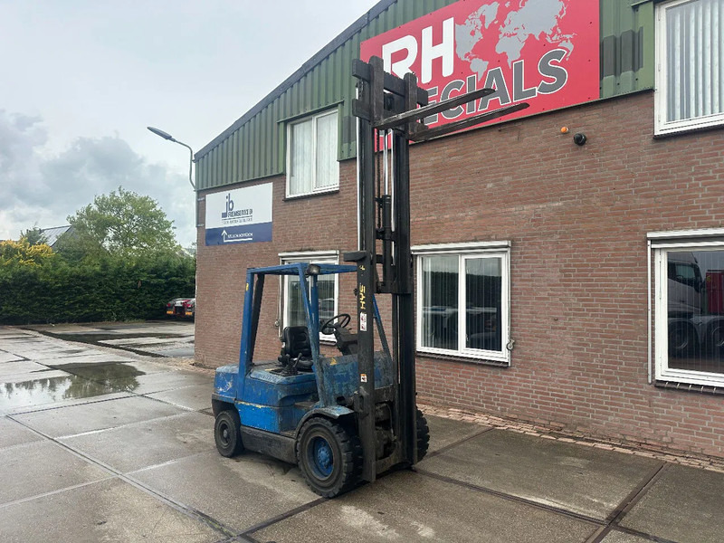 Hyster H3.00XM 3 TON - Autokrāvējs: foto 2 Hyster H3.00XM 3 TON - Autokrāvējs: foto 2