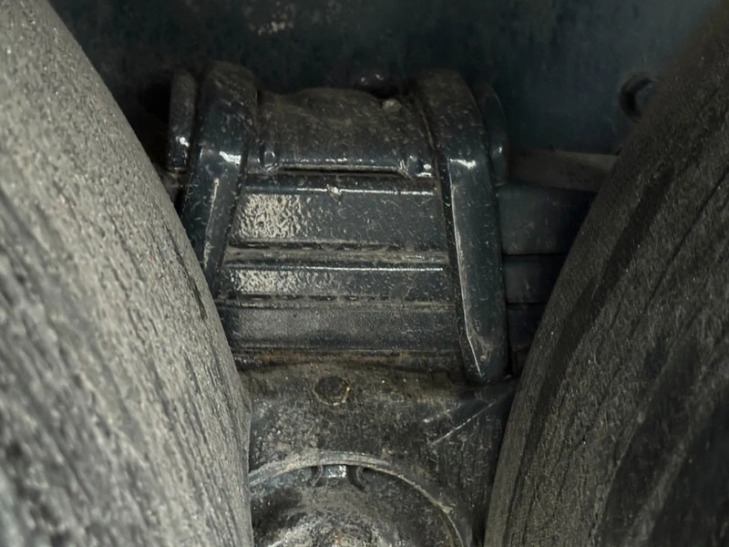 Iveco Trakker 360 6X4 EURO 6 + PALFINGER PK20001K + REMOTE CONTROL - Kravas auto ar manipulatoru: foto 5 Iveco Trakker 360 6X4 EURO 6 + PALFINGER PK20001K + REMOTE CONTROL - Kravas auto ar manipulatoru: foto 5