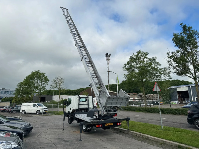 Nissan Cabstar 35.13 EURO 6 + LIFT 25 METER + REMOTE CONTROL - Komercauto: foto 3 Nissan Cabstar 35.13 EURO 6 + LIFT 25 METER + REMOTE CONTROL - Komercauto: foto 3