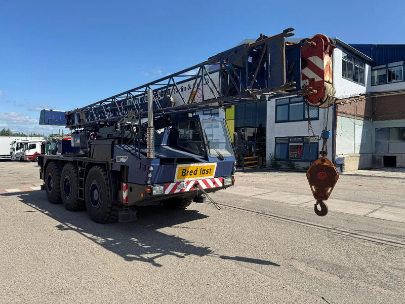 Krupp KMK3035, SWING AWAY BIFOLD JIB, NEW TYERS - Visurgājējs celtnis: foto 3 Krupp KMK3035, SWING AWAY BIFOLD JIB, NEW TYERS - Visurgājējs celtnis: foto 3