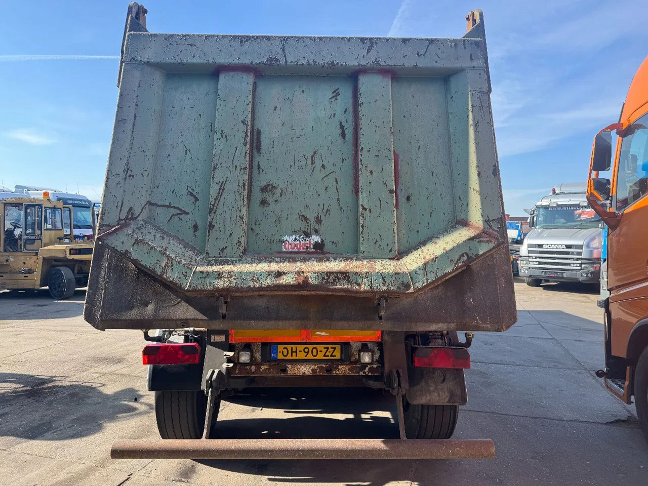 Langendorf 3 AXLE - BPW + TIPPER - Puspiekabe pašizgāzējs: foto 5 Langendorf 3 AXLE - BPW + TIPPER - Puspiekabe pašizgāzējs: foto 5