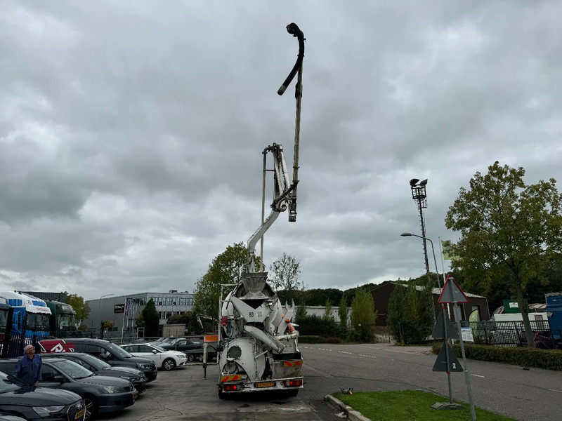 MAN TGS 35.400 8X4 PUTZMEISTER PUMP 21-3 + LIEBHERR MIXER - Betona sūknis: foto 3 MAN TGS 35.400 8X4 PUTZMEISTER PUMP 21-3 + LIEBHERR MIXER - Betona sūknis: foto 3