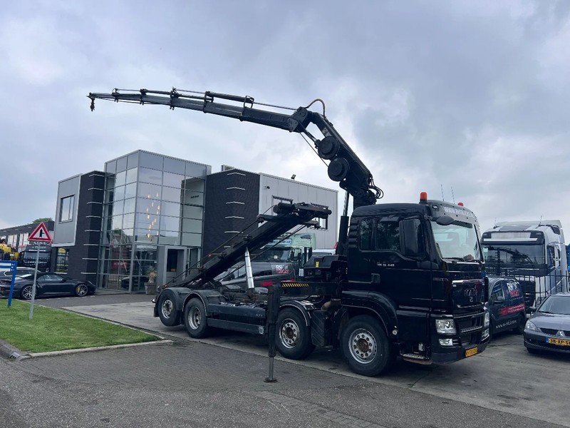 MAN TGS 35.440 8X2-4 + HIAB 220C-5 REMOTE + CABLE LIFT AUTOMATIC - Kravas automašīna - kabeļu sistēma, Kravas auto ar manipulatoru: foto 4 MAN TGS 35.440 8X2-4 + HIAB 220C-5 REMOTE + CABLE LIFT AUTOMATIC - Kravas automašīna - kabeļu sistēma, Kravas auto ar manipulatoru: foto 4