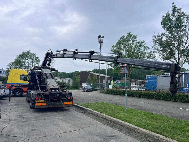 MAN TGS 35.440 8X2-4 + HIAB 220C-5 REMOTE + CABLE LIFT AUTOMATIC - Kravas auto ar manipulatoru: foto 5 MAN TGS 35.440 8X2-4 + HIAB 220C-5 REMOTE + CABLE LIFT AUTOMATIC - Kravas auto ar manipulatoru: foto 5