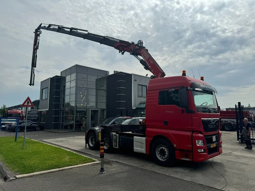 MAN TGX 28.440 XLX EURO 6 6X2 + FASSI F365 + FLYJIB - Kravas auto ar manipulatoru: foto 2 MAN TGX 28.440 XLX EURO 6 6X2 + FASSI F365 + FLYJIB - Kravas auto ar manipulatoru: foto 2