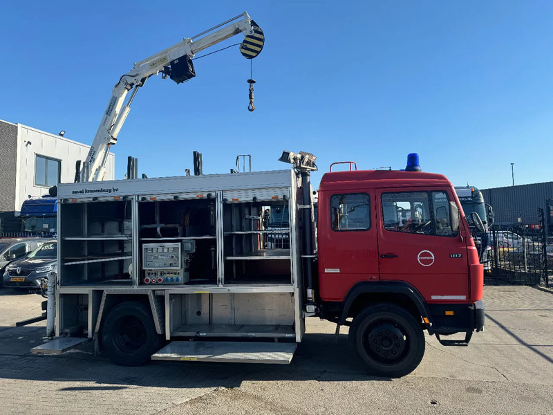 Mercedes-Benz 1117 4X2 FIRE TRUCK HIAB 050A ONLY 105787 KM - Ugunsdzēsēju mašīna: foto 3 Mercedes-Benz 1117 4X2 FIRE TRUCK HIAB 050A ONLY 105787 KM - Ugunsdzēsēju mašīna: foto 3