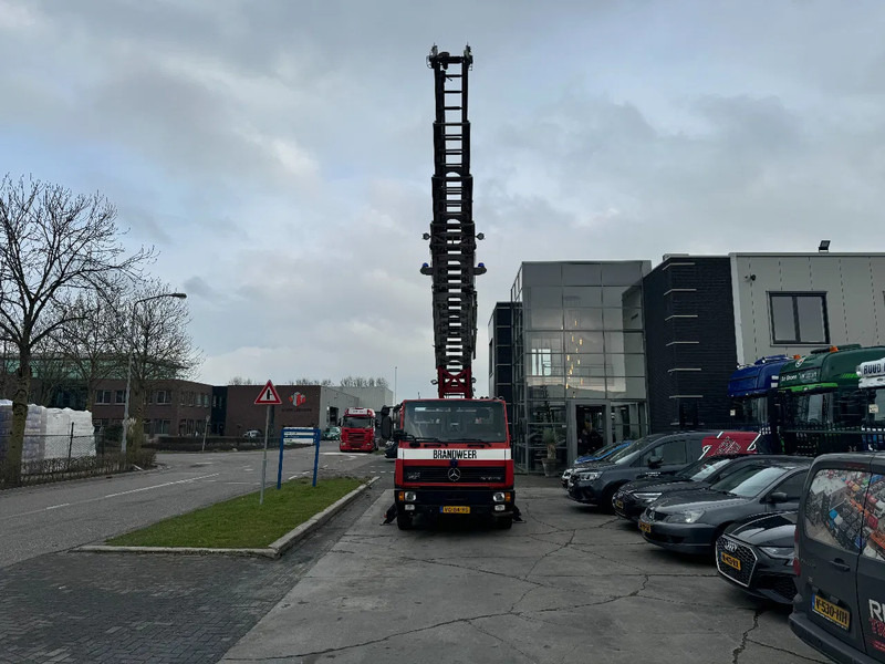 Mercedes-Benz 1120 OF MAGIRUS 24 METER + KORF + SLANGS - Ugunsdzēsēju mašīna: foto 2 Mercedes-Benz 1120 OF MAGIRUS 24 METER + KORF + SLANGS - Ugunsdzēsēju mašīna: foto 2