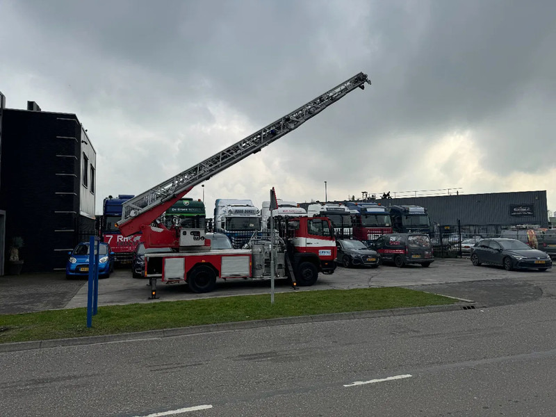 Mercedes-Benz 1120 OF MAGIRUS 24 METER + KORF + SLANGS - Ugunsdzēsēju mašīna: foto 4 Mercedes-Benz 1120 OF MAGIRUS 24 METER + KORF + SLANGS - Ugunsdzēsēju mašīna: foto 4