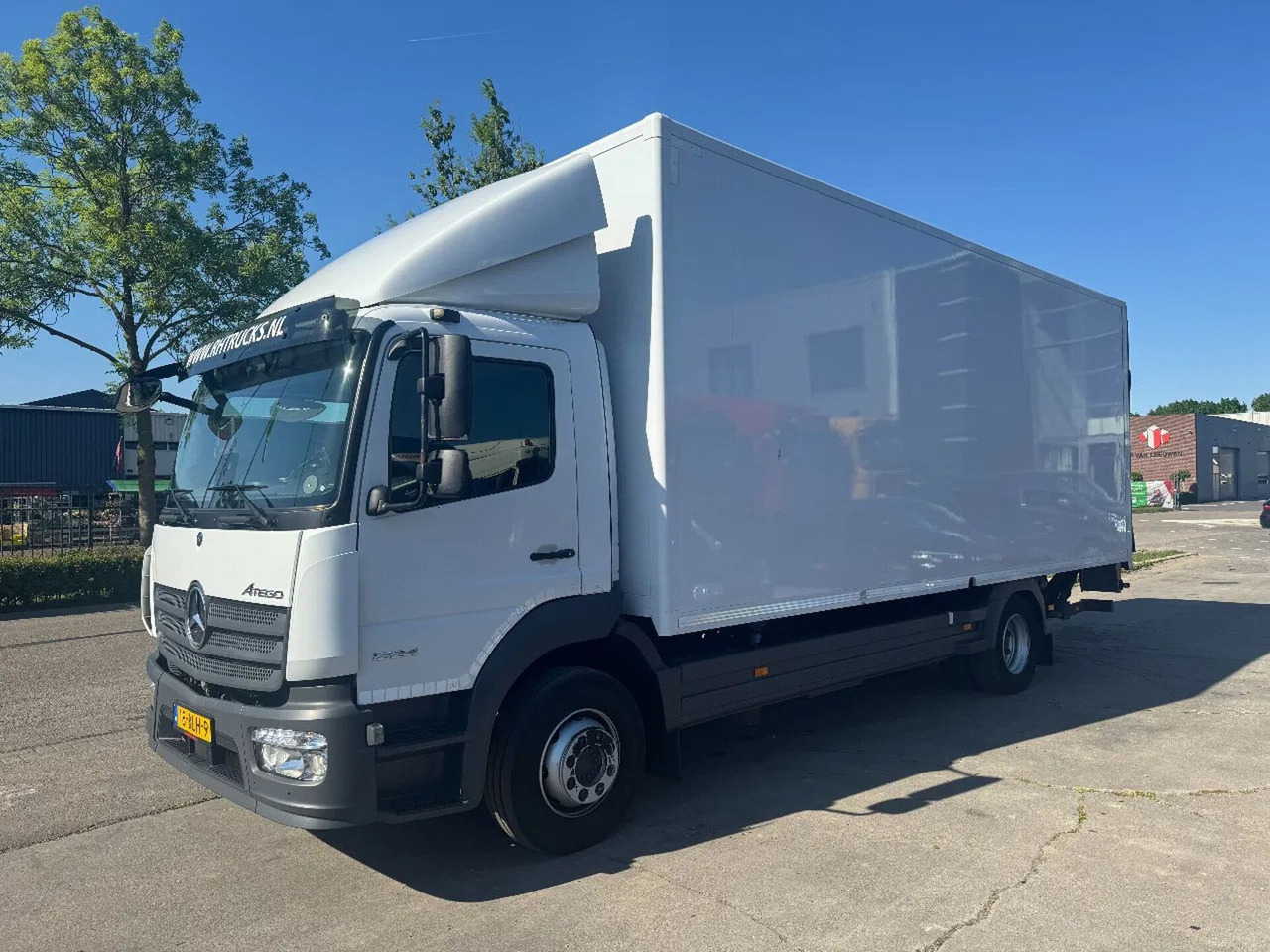 Mercedes-Benz Atego 1224 4X2 EURO 6 CARGOLOCK BOX TÜV 09-2025 - Kravas automašīna ar slēgto virsbūvi: foto 1 Mercedes-Benz Atego 1224 4X2 EURO 6 CARGOLOCK BOX TÜV 09-2025 - Kravas automašīna ar slēgto virsbūvi: foto 1