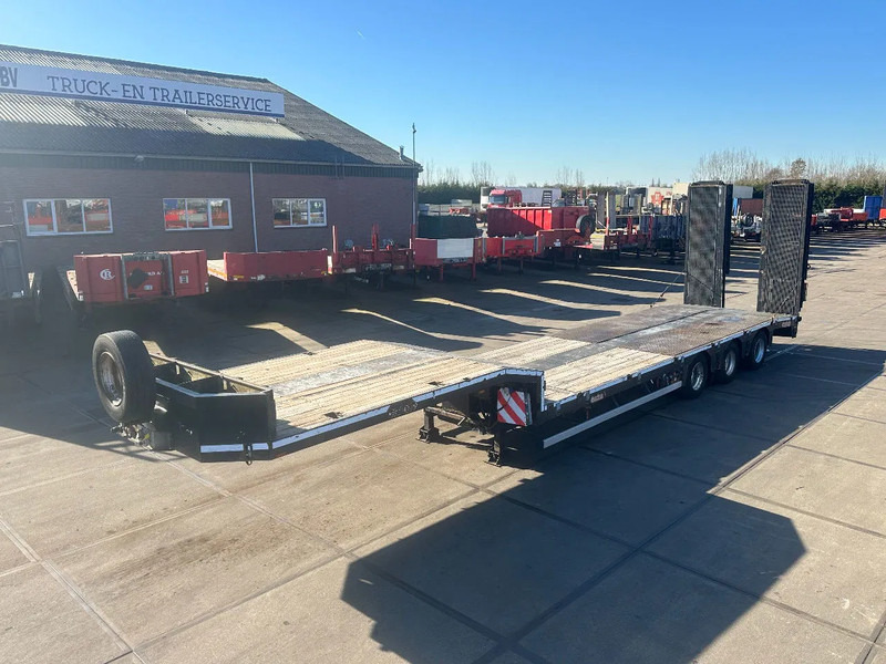 Nooteboom OSDS-48-03V, 6 M EXTENDABLE, LAST AXLE STEERING. FIRST LIFT AXEL, HYDRAULIC RAMPS - Puspiekabe zema profila platforma: foto 5 Nooteboom OSDS-48-03V, 6 M EXTENDABLE, LAST AXLE STEERING. FIRST LIFT AXEL, HYDRAULIC RAMPS - Puspiekabe zema profila platforma: foto 5