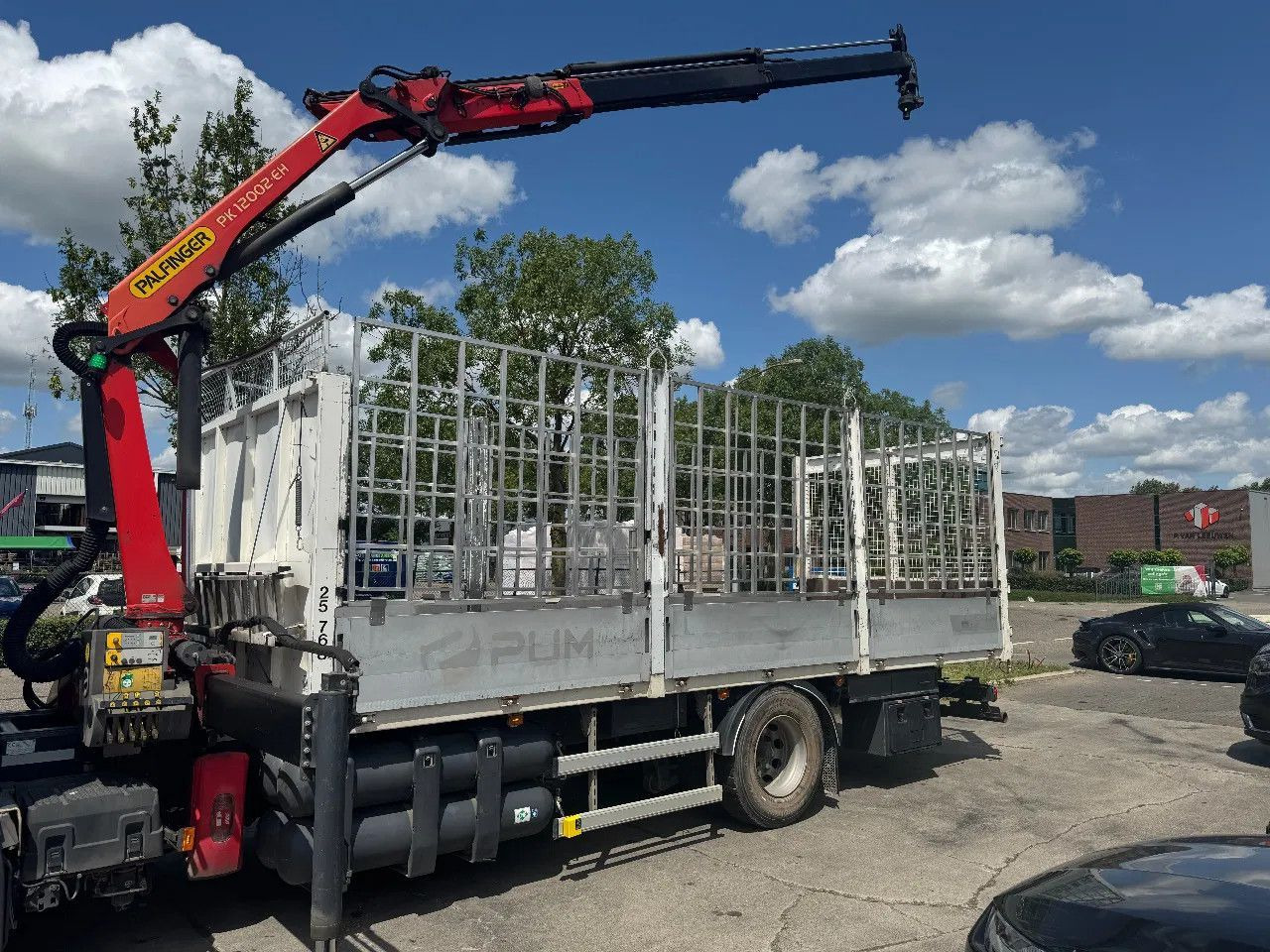 Scania P280 4X2 EURO 6 PALFINGER PK12002 + REMOTE CONTR - Bortu kravas automašīna/ Platforma, Kravas auto ar manipulatoru: foto 5 Scania P280 4X2 EURO 6 PALFINGER PK12002 + REMOTE CONTR - Bortu kravas automašīna/ Platforma, Kravas auto ar manipulatoru: foto 5