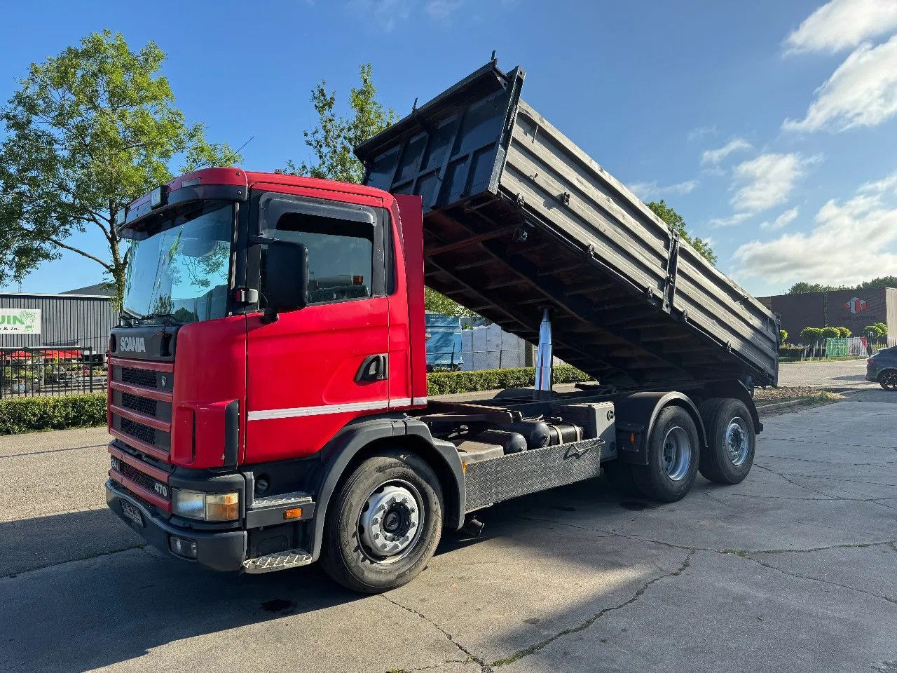 Scania R124-470 6X2 KIPPER EURO 3 - Kravas automašīna pašizgāzējs: foto 1 Scania R124-470 6X2 KIPPER EURO 3 - Kravas automašīna pašizgāzējs: foto 1
