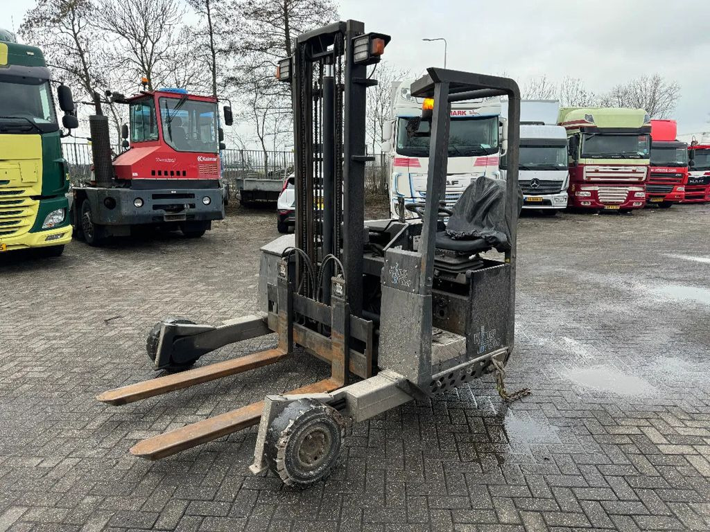 Terberg TKL 3X3 M 2000 KG KINGLIFTER 3,6 METER H - Dīzeļiekrāvējs: foto 1 Terberg TKL 3X3 M 2000 KG KINGLIFTER 3,6 METER H - Dīzeļiekrāvējs: foto 1