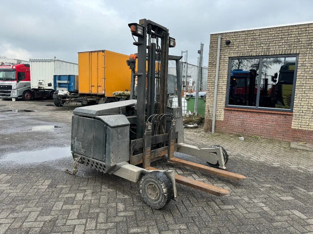 Terberg TKL 3X3 M 2000 KG KINGLIFTER 3,6 METER H - Dīzeļiekrāvējs: foto 2 Terberg TKL 3X3 M 2000 KG KINGLIFTER 3,6 METER H - Dīzeļiekrāvējs: foto 2