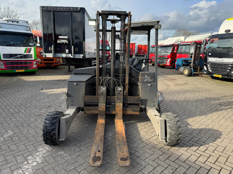 Terberg TKL-MC-3X3 TKL-MC-3X3 - 2000KG 3,2 LIFTING HEIGHT - Mobilais autoiekrāvējs: foto 2 Terberg TKL-MC-3X3 TKL-MC-3X3 - 2000KG 3,2 LIFTING HEIGHT - Mobilais autoiekrāvējs: foto 2
