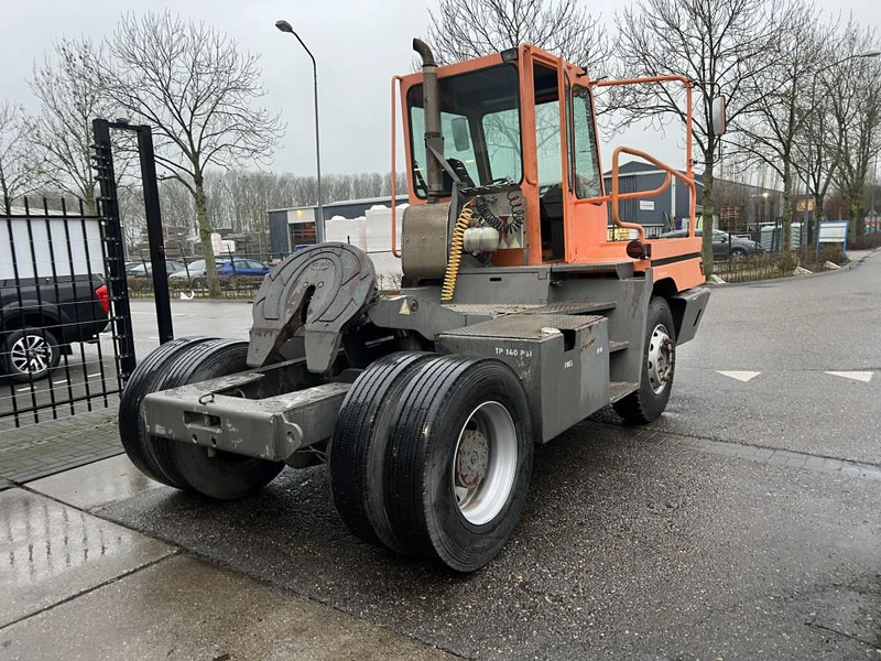 Terberg YT 222 YT222 - Termināļa traktors: foto 4 Terberg YT 222 YT222 - Termināļa traktors: foto 4