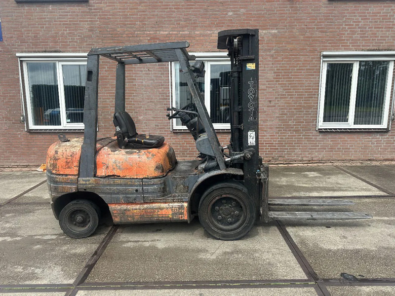 Autokrāvējs Toyota 6FDF 30 3 TO: foto 11