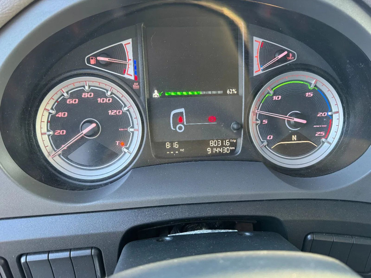 Vilcējs DAF CF 410 4X2 STANDARD EURO 6 FRIDGE: foto 9