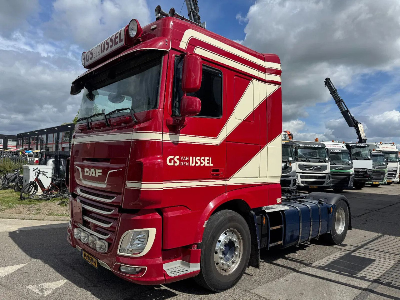 DAF XF 440 4X2 - EURO 6 + TÜV 03-2026 - Vilcējs: foto 1 DAF XF 440 4X2 - EURO 6 + TÜV 03-2026 - Vilcējs: foto 1