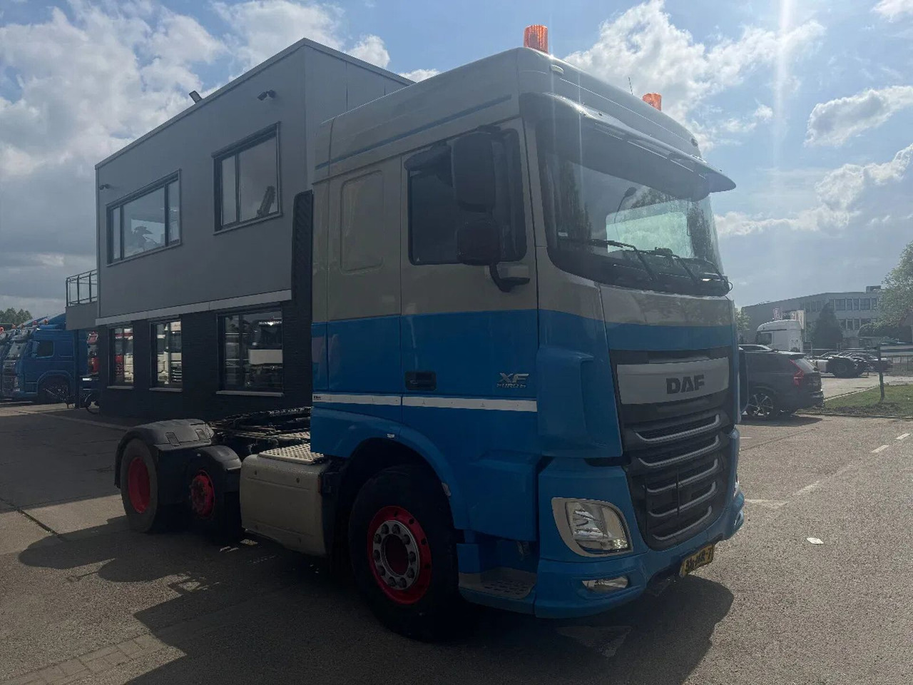 DAF XF 440 6X2 EURO 6 TÜV 09-2025 - Vilcējs: foto 3 DAF XF 440 6X2 EURO 6 TÜV 09-2025 - Vilcējs: foto 3
