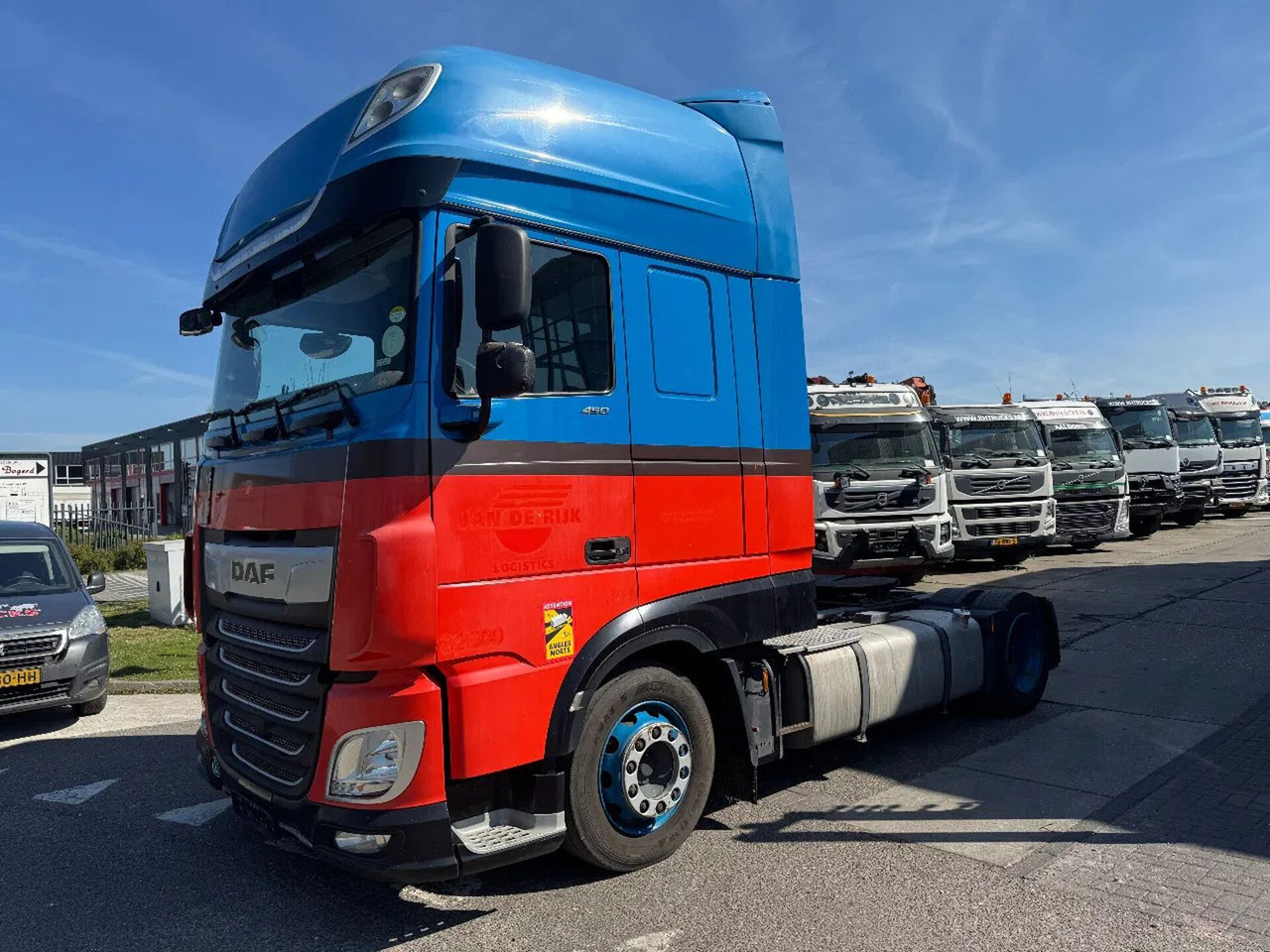 DAF XF 450 4X2 EURO 6 MEGA - Vilcējs: foto 1 DAF XF 450 4X2 EURO 6 MEGA - Vilcējs: foto 1