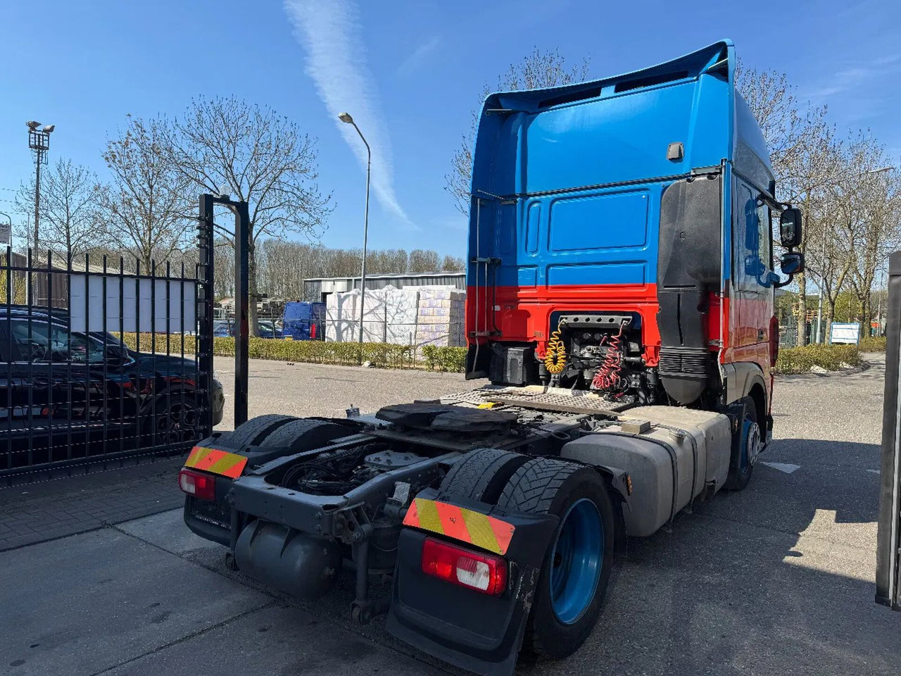 DAF XF 450 4X2 EURO 6 MEGA - Vilcējs: foto 4 DAF XF 450 4X2 EURO 6 MEGA - Vilcējs: foto 4