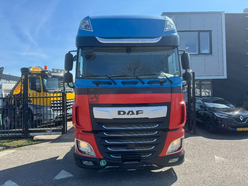 DAF XF 450 4X2 EURO 6 - Vilcējs: foto 2 DAF XF 450 4X2 EURO 6 - Vilcējs: foto 2